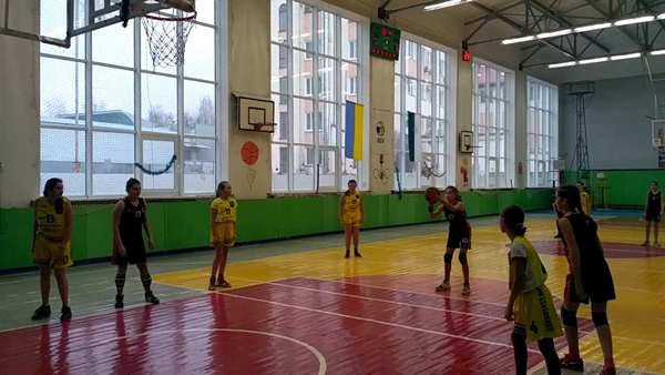 Черкаські баскетболістки яскраво стартували у чемпіонаті України
