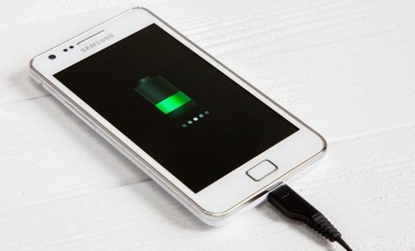 Чи правильно ви заряджаєте мобільний телефон?