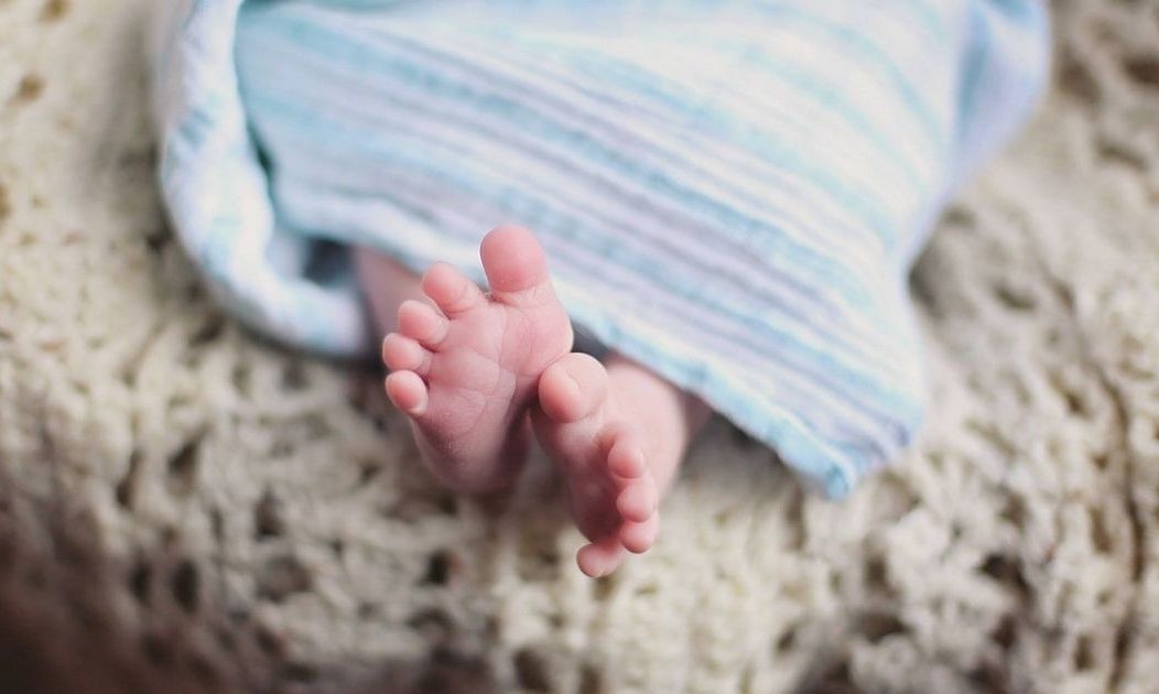 На Жашківщині через недбальство матері немовля опинилося в реанімації