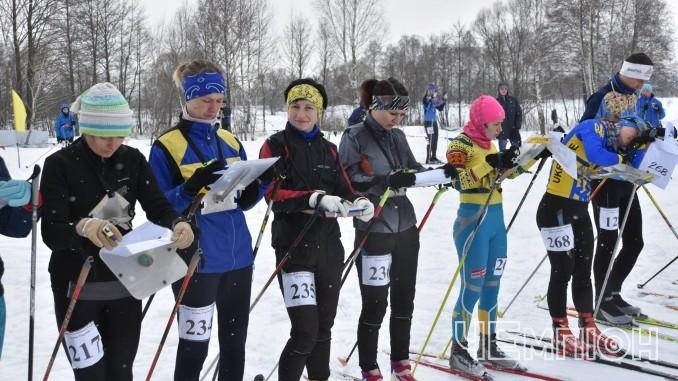 Спортсменки з Черкаського району успішно виступили на чемпіонаті України зі спортивного орієнтування на лижах