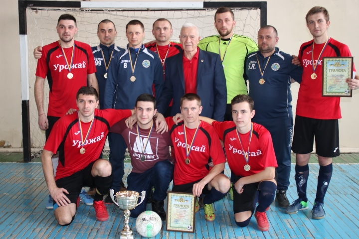 У Чорнобаї провели традиційний футбольний турнір
