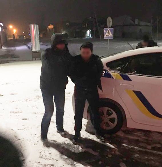 На Черкащині зловмисники намагалися дати хабар посадовцю поліції