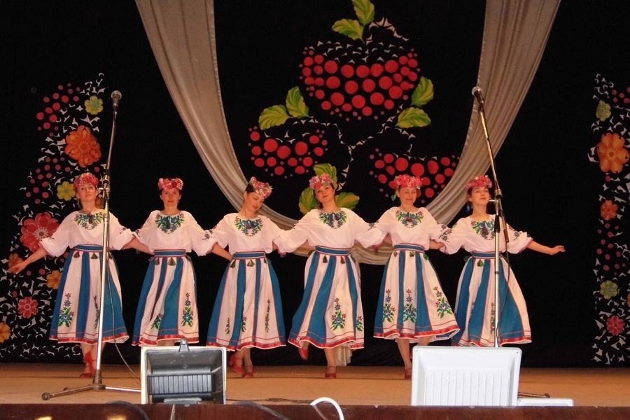 Відбувся концерт кращих аматорських колективів та окремих виконавців Чорнобаївщини