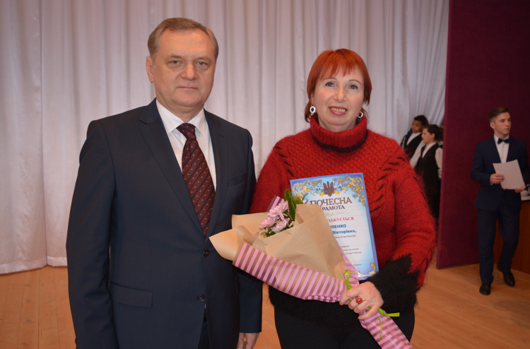 Жінки Черкаського національного отримали заслужені відзнаки й нагороди