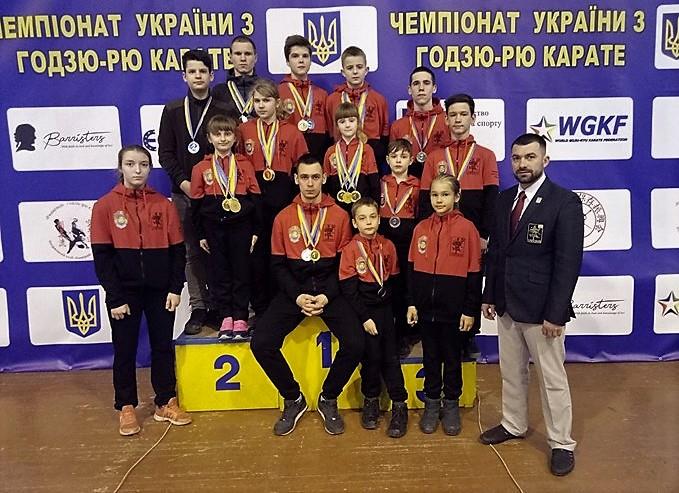 Черкаські каратисти виступили на змаганнях чемпіонату України