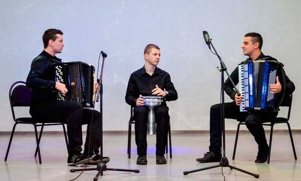 Тріо студентів УДПУ «SERBIAN STAR» взяли участь у міжнародному конкурсі