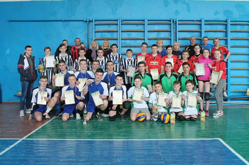 Відбувся традиційний турнір з волейболу пам’яті Віктора Сошинського
