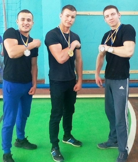 Черкаські рукоборці перемогли на Чемпіонатах України