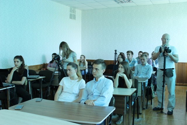 Журналістка «СТБ» завітала до черкаських студентів