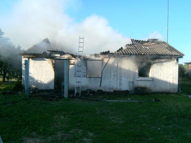 Під час пожежі на Жашківщині постраждав господар