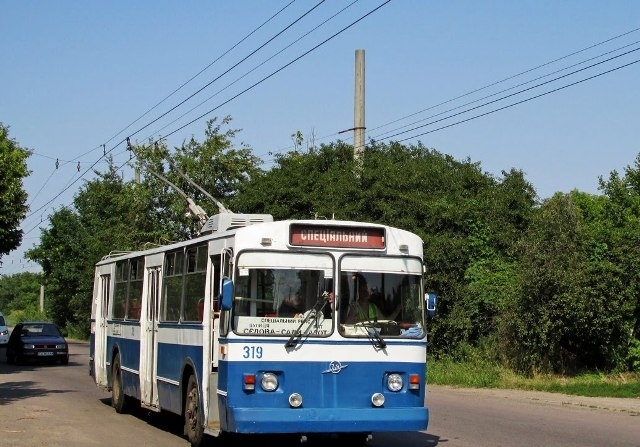 Ціну на проїзд в черкаських тролейбусах не підвищують