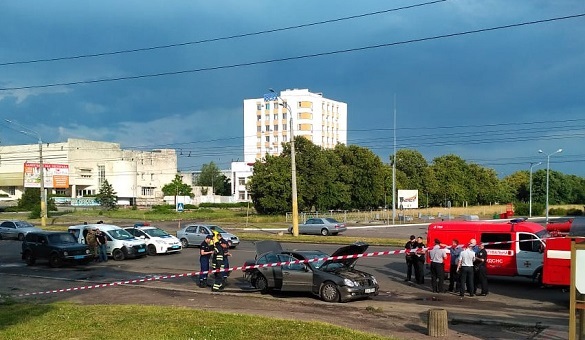 Прокуратура відкрила кримінальне провадження за фактом вибуху автомобіля в Черкасах