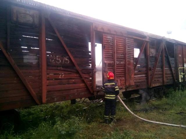 У Черкасах на залізниці пожежа
