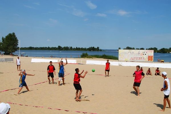 У Черкасах відбувся чемпіонат із пляжного гандболу