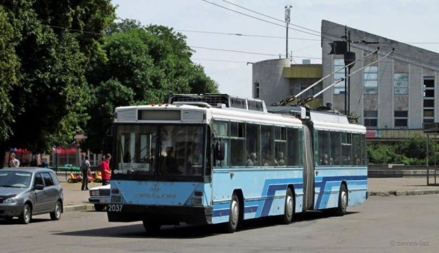 У Черкасах тролейбуси № 1 та 1А тимчасово змінять маршрут