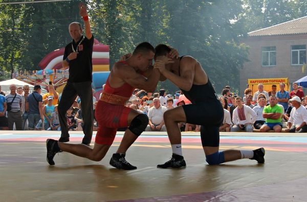 На Чорнобаївщині спортсмени змагалися за звання найсильнішого