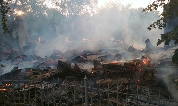 На Канівщині вщент згоріла надвірна споруда