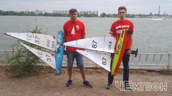 Черкаські спортсмени здобули нагороди фінальних змагань Кубка України з судномодельного спорту