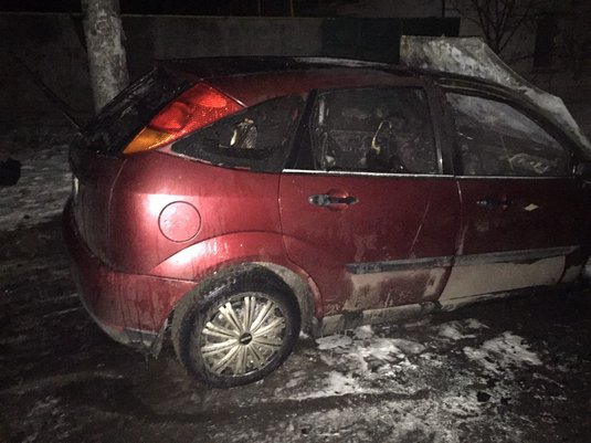 В Умані рятувальники ліквідували пожежу автомобіля