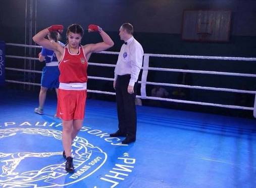 Анастасія Ковальчук стала чемпіонкою України з боксу серед жінок до 22 років