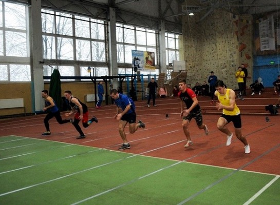 200 легкоатлетів взяли участь у змаганнях, які проходили у Черкасах