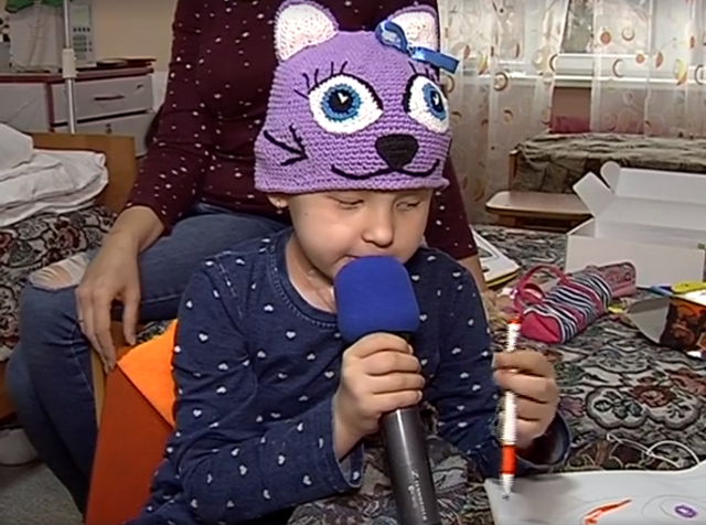 П\’ятирічній Полінці для боротьби із злоякісною пухлиною потрібна допомога