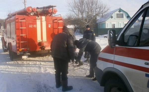 Впродовж доби Черкаські рятувальники 25 разів надавали допомогу заручникам негоди