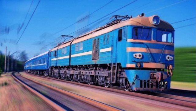 Що робити черкаським пенсіонерам, щоб безоплатно їздити в потягах