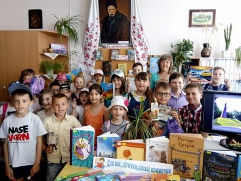 У Смілі для дітей провели літературну годину про Шевченка