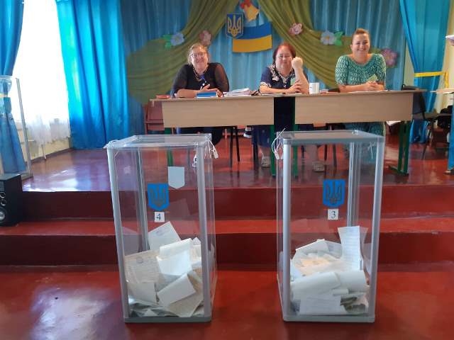 Сьогодні у Глибочку  четверо виборців  голосували  вперше