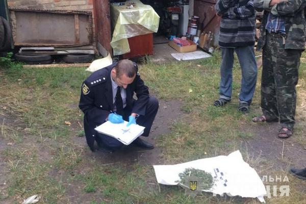 На Чигиринщині поліцейські виявили у місцевого жителя канабіс