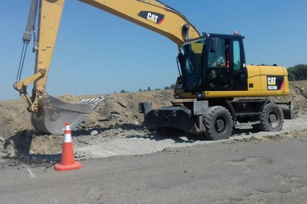 На Черкащині триває ремонт автодороги Н-16