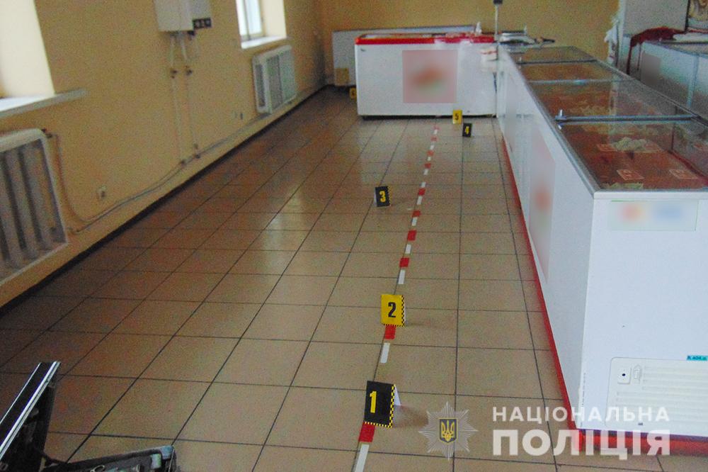 На Черкащині вчинили розбійний напад на магазин