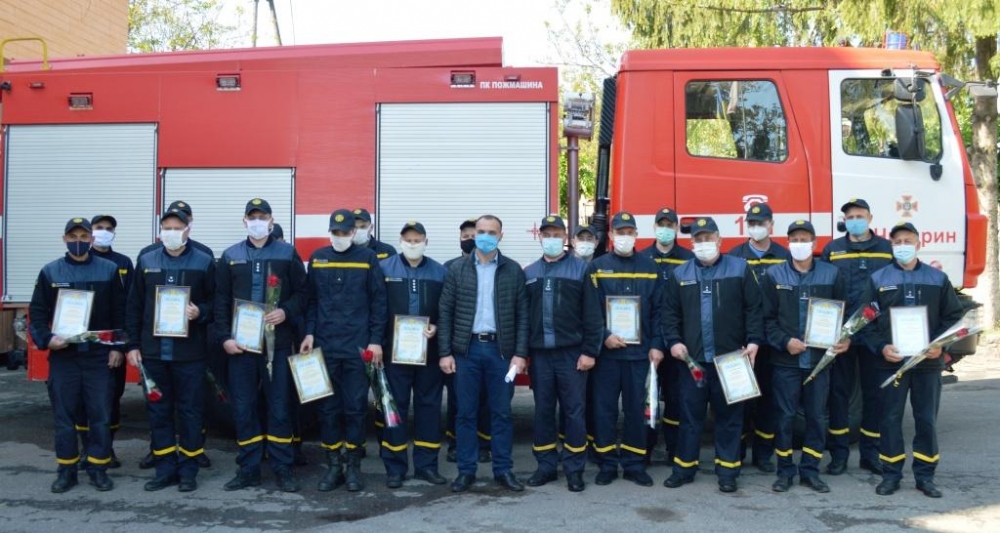Чигиринських рятувальників нагородили за ліквідацію масштабних лісових пожеж