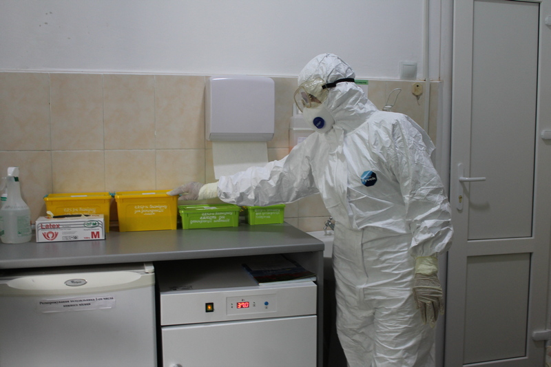 В Україні за добу 810 нових випадків коронавірусної хвороби