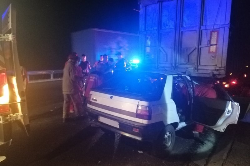 На Уманщині легковик зіткнувся з вантажівкою
