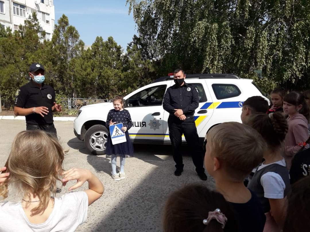 Поліцейські Черкащини відвідали навчальні заклади області