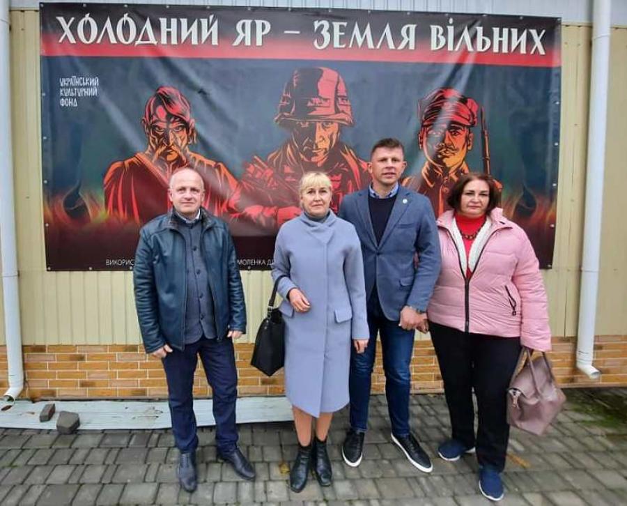 Краєзнавці ЧДТУ взяли участь у всеукраїнському круглому столі «Українська історія: Холодноярський вимір»
