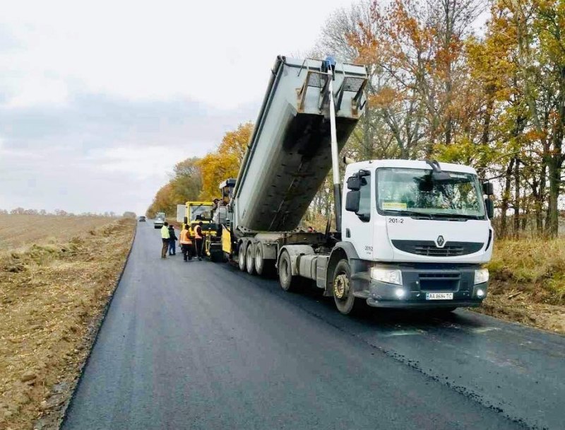 У Черкаському районі ремонтують дороги у межах Великого будівництва