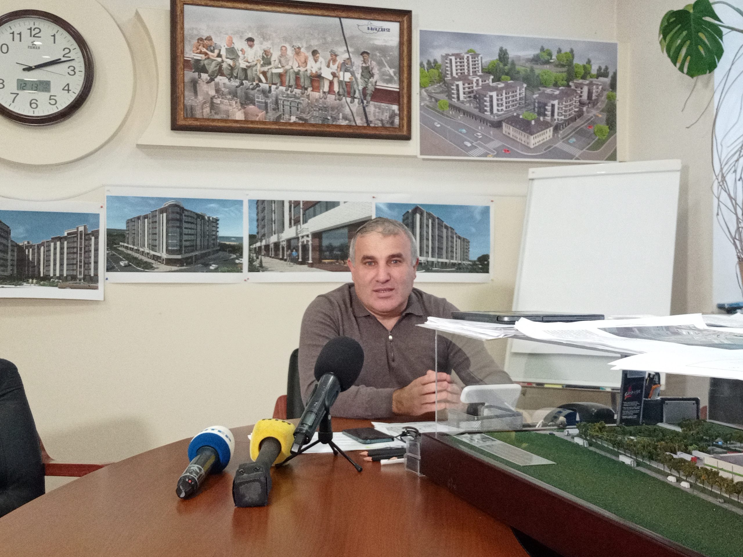 Андранік Казарян: «Будинок Школьнікова – не власність «Надії», тож будівлю не зноситимуть»