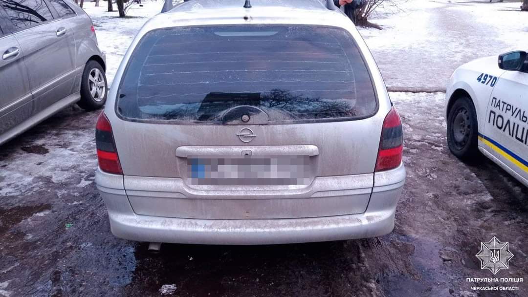 На Черкащині виявили автомобіль з ознаками підробки