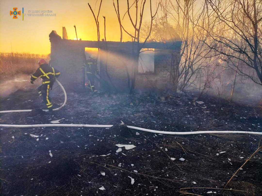 Три пожежі в приватному секторі ліквідували на Черкащині