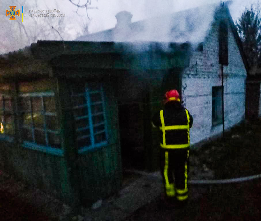 На Уманщині під час пожежі будинку загинув господар