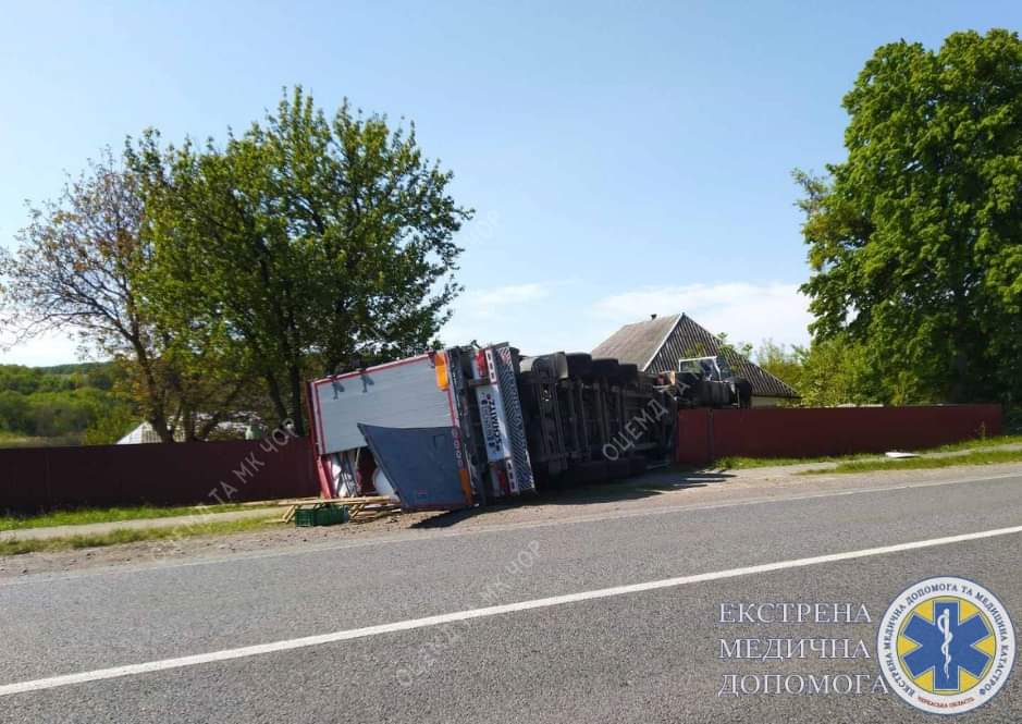 У ДТП на Тальнівщині постраждав водій легковика