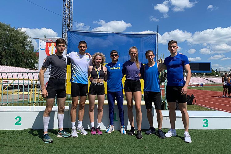 Черкаські студенти здобули низку перемог у благодійному чемпіонаті з легкої атлетики