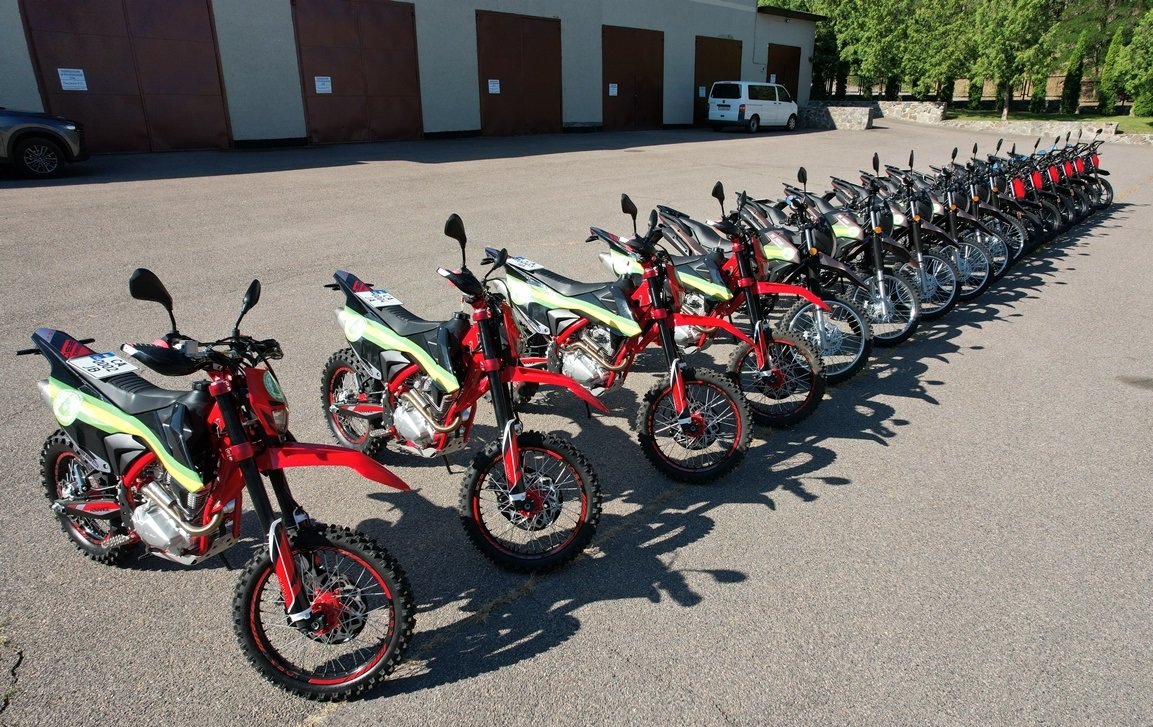 Для працівників лісової охорони у Черкаському лісгоспі закупили мотоцикли