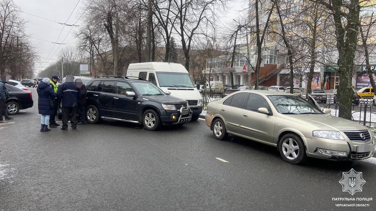 ДТП за участі чотирьох автівок сталася на бульварі Шевченка в Черкасах