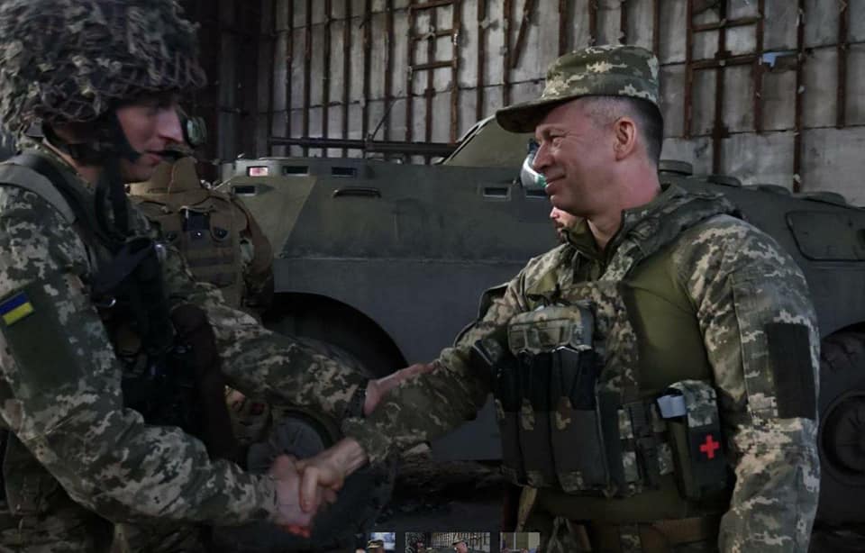 Молодший сержант із Чорнобаївщини отримав відзнаку «За звитягу»