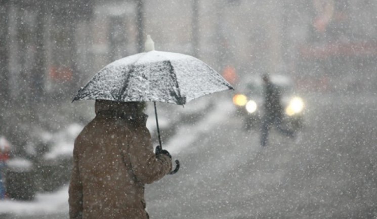 Прогнозують значний мокрий сніг та дощ: на Черкащину насувається новий циклон