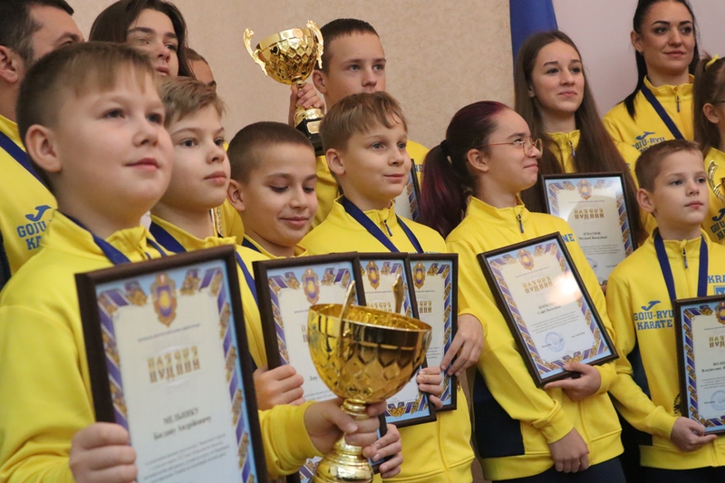 Переможців чемпіонату Європи з годзю-рю карате з Черкащини відзначили